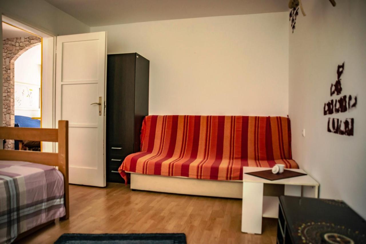 Apartament Urban Oaza Pula Zewnętrze zdjęcie